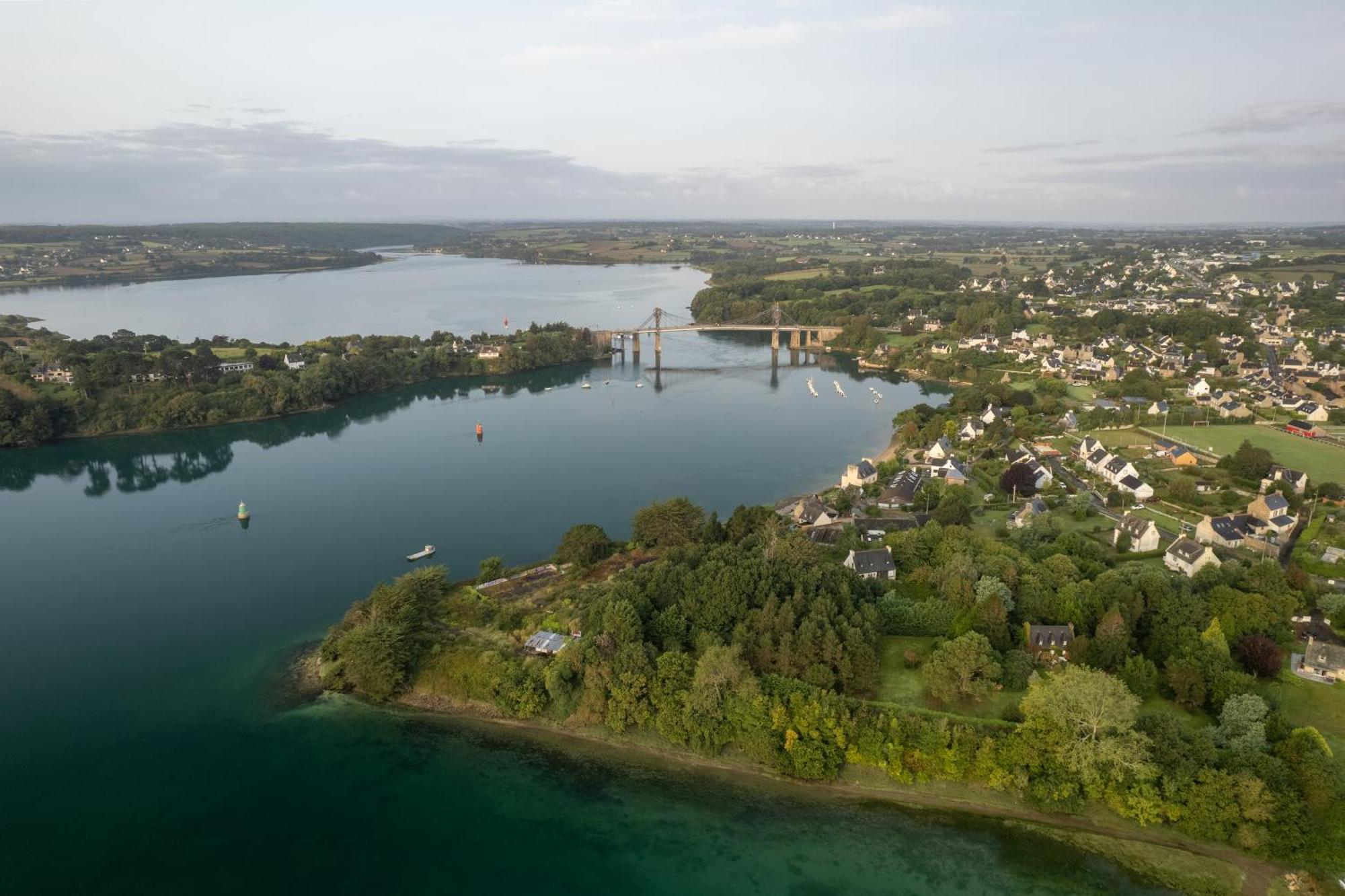 Gite De La Marina Dans La Presqu'Ile De Lezardrieux Exterior photo